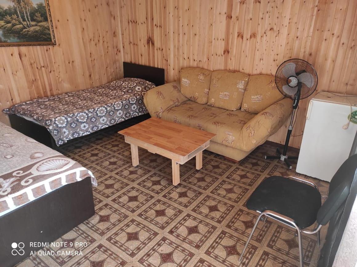 Guest House Semeiniy Ochag Lidzava 外观 照片